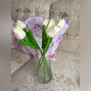 ✨ Cream Real Touch Tulips 🌷